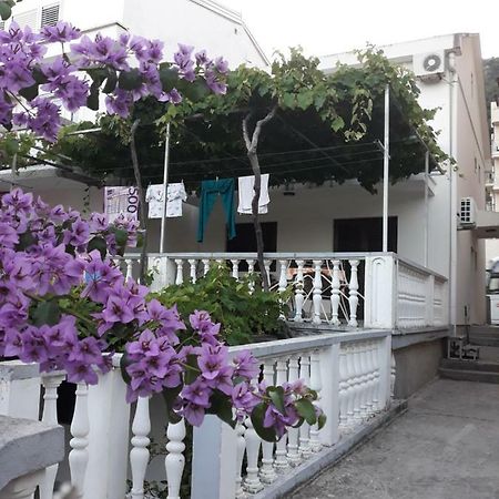 Sobe I Apartmani Marovic Petrovac Ngoại thất bức ảnh