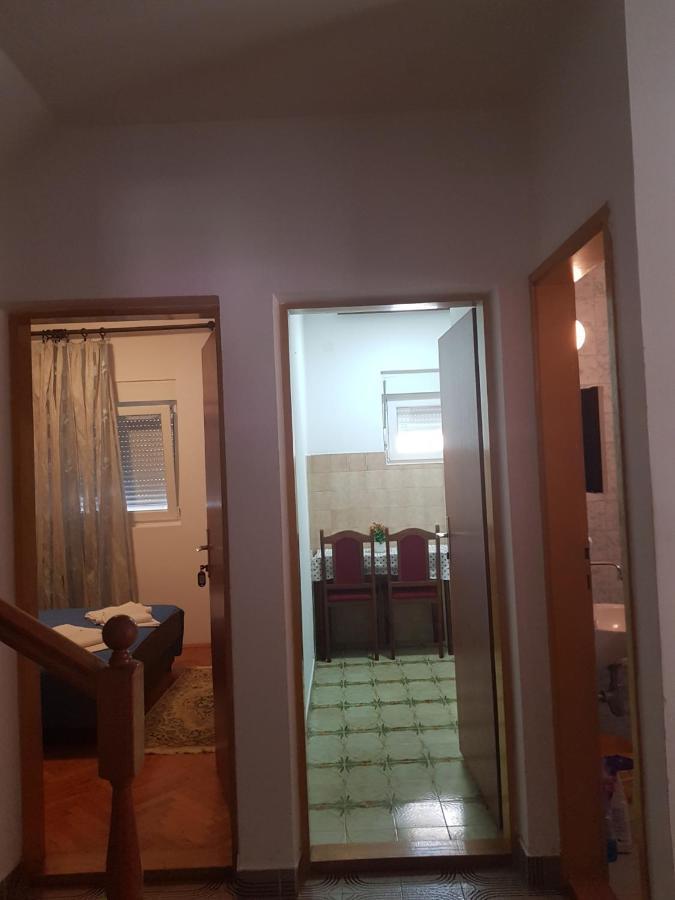 Sobe I Apartmani Marovic Petrovac Ngoại thất bức ảnh