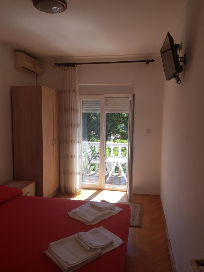 Sobe I Apartmani Marovic Petrovac Ngoại thất bức ảnh