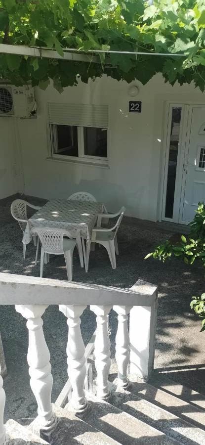 Sobe I Apartmani Marovic Petrovac Ngoại thất bức ảnh