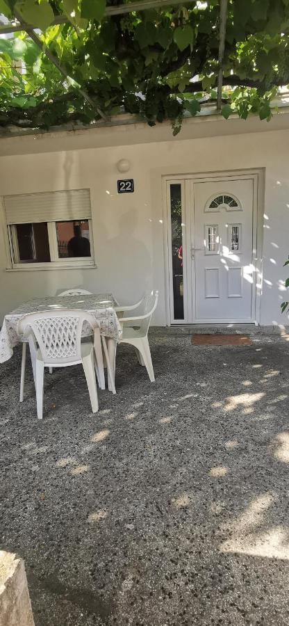 Sobe I Apartmani Marovic Petrovac Ngoại thất bức ảnh
