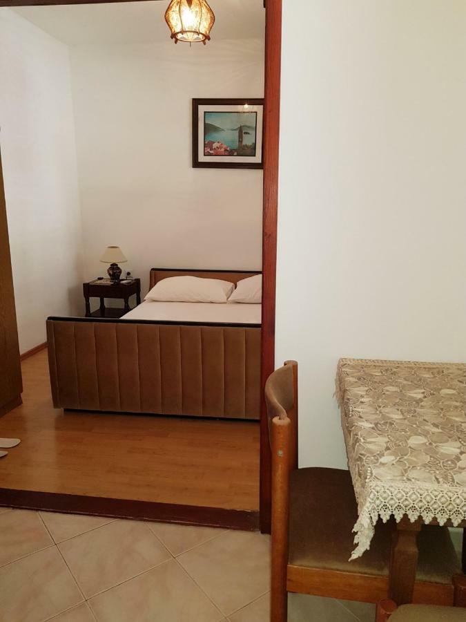 Sobe I Apartmani Marovic Petrovac Ngoại thất bức ảnh